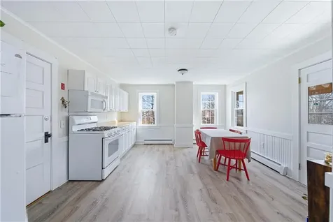 27 Barney Street Warren RI 02885