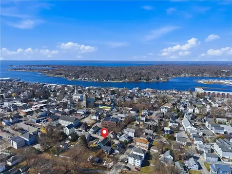 27 Barney Street Warren RI 02885