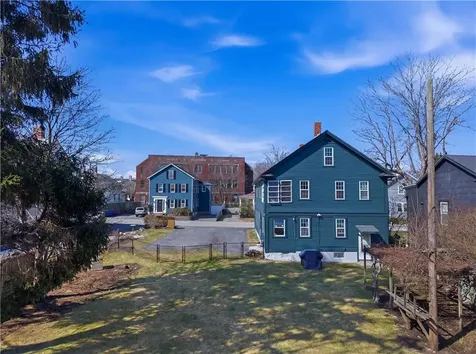 27 Barney Street Warren RI 02885