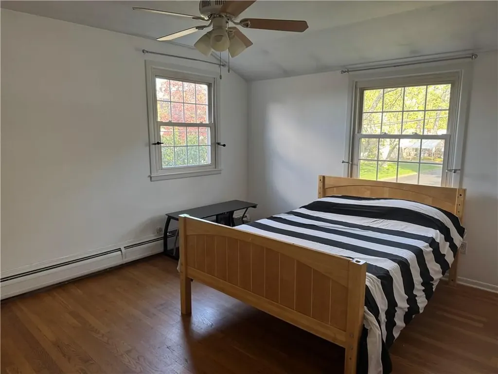 27 Monmouth Drive East Providence MA 02515