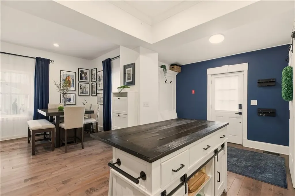 269 Bellman Avenue Warwick RI 02889