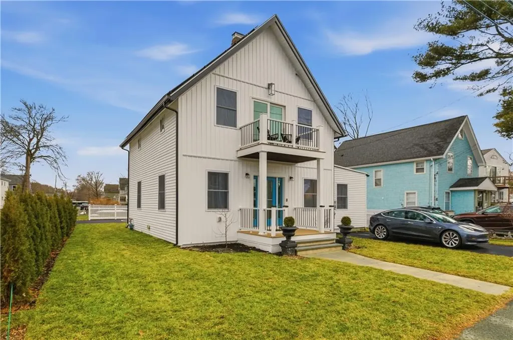 269 Bellman Avenue Warwick RI 02889