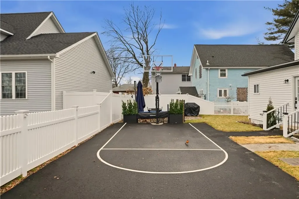 269 Bellman Avenue Warwick RI 02889