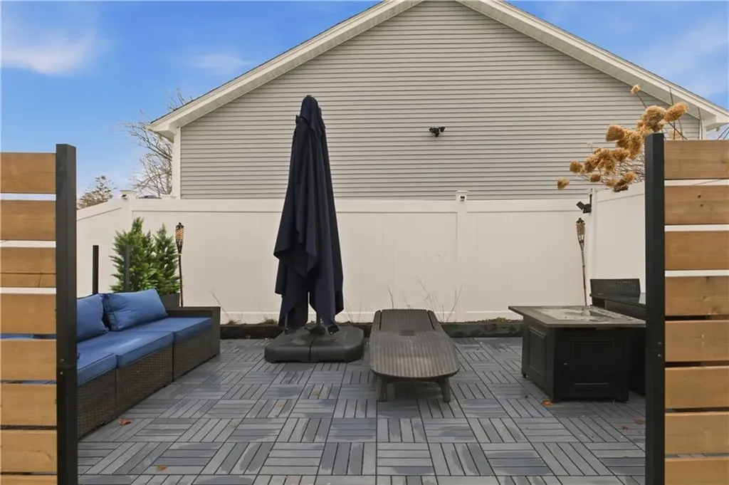 269 Bellman Avenue Warwick RI 02889