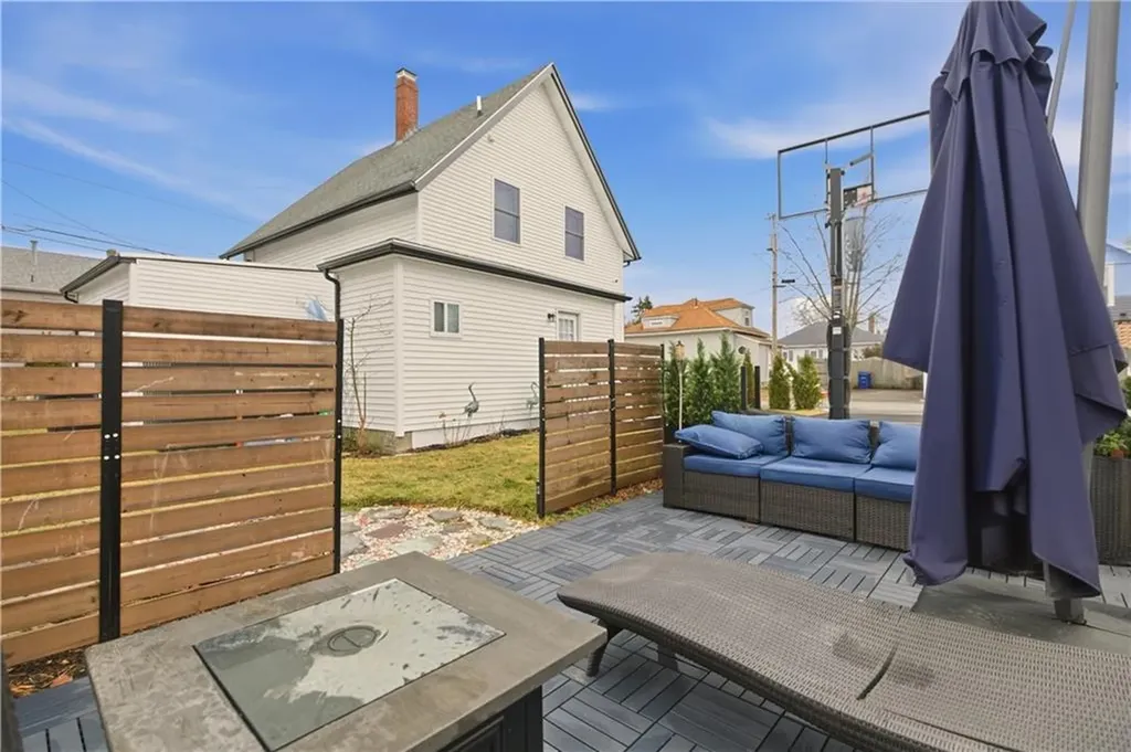 269 Bellman Avenue Warwick RI 02889