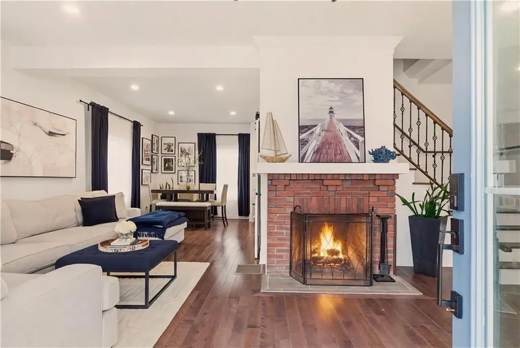 269 Bellman Avenue Warwick RI 02889