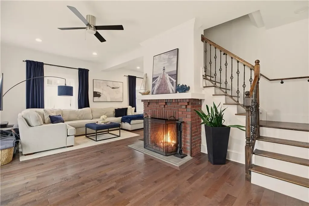 269 Bellman Avenue Warwick RI 02889