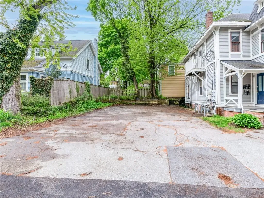 173 Congdon Street Providence RI 02906