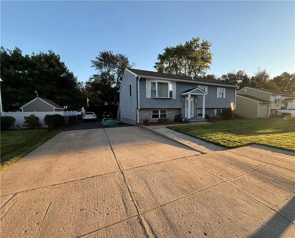 63 Capwell Avenue Woonsocket RI 02895