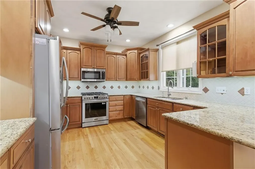 122 Spring Grove Road Glocester RI 02814