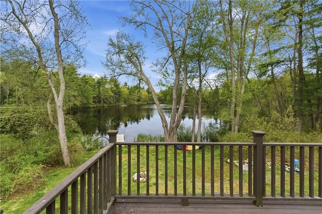 122 Spring Grove Road Glocester RI 02814