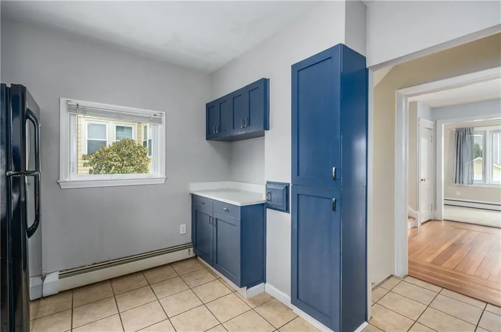 41 Berwick Lane Cranston RI 02905