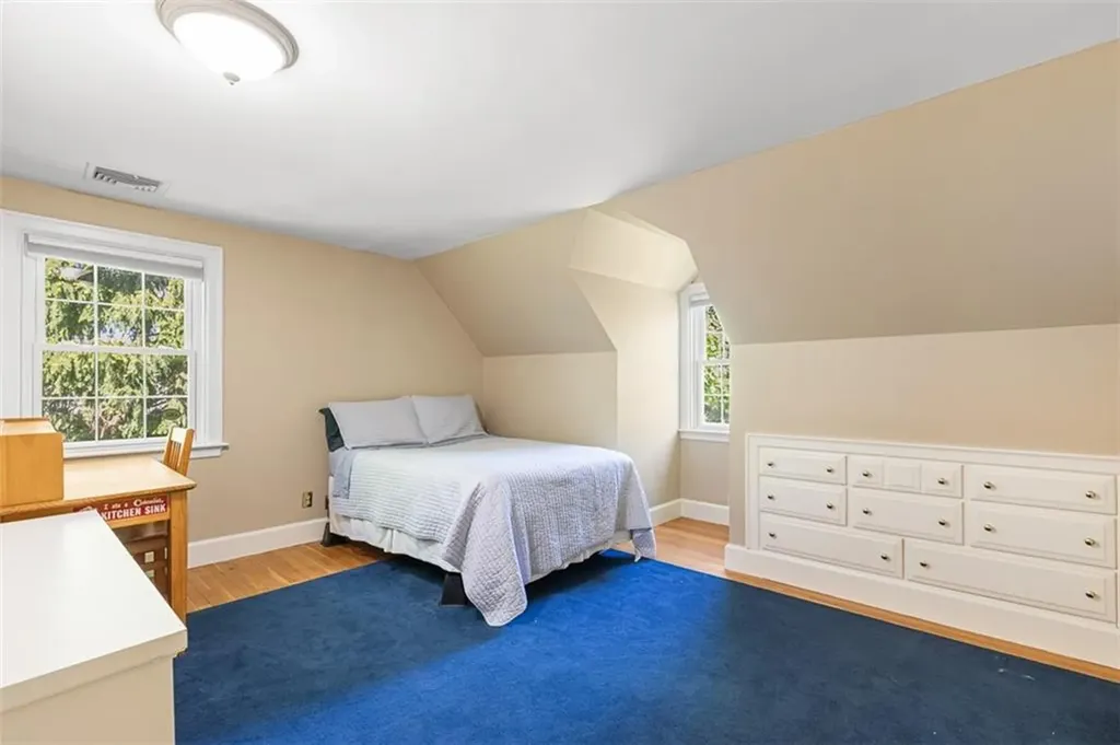 340 Newman Avenue East Providence RI 02916