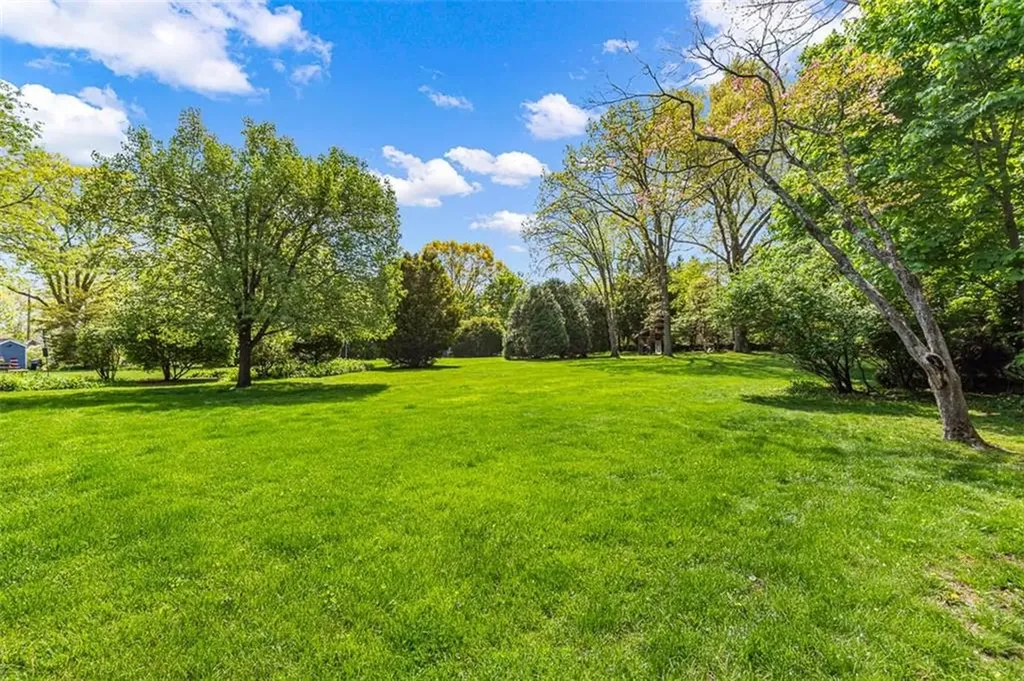 340 Newman Avenue East Providence RI 02916