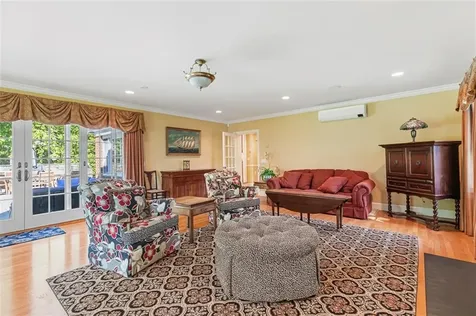 340 Newman Avenue East Providence RI 02916