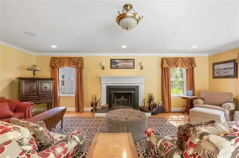 340 Newman Avenue East Providence RI 02916