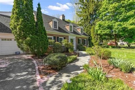 340 Newman Avenue East Providence RI 02916