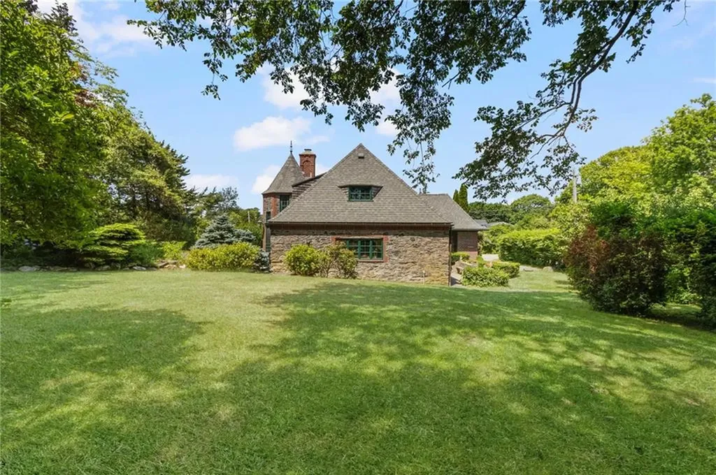 345 Highland Drive Jamestown RI 02835