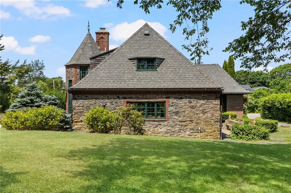 345 Highland Drive Jamestown RI 02835