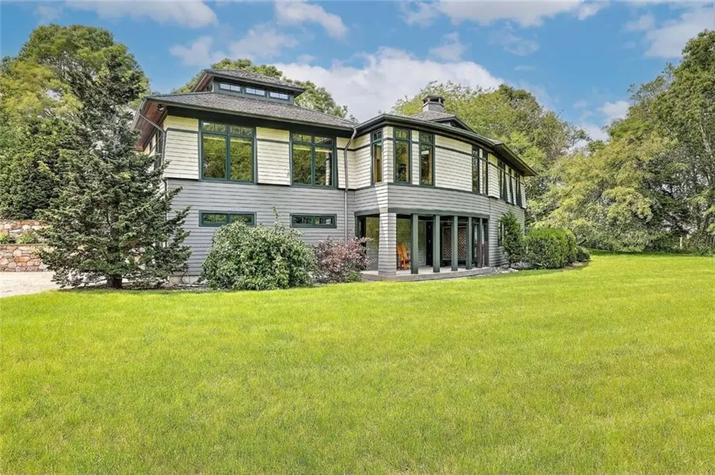 13 No Bottom Ridge Westerly RI 02891