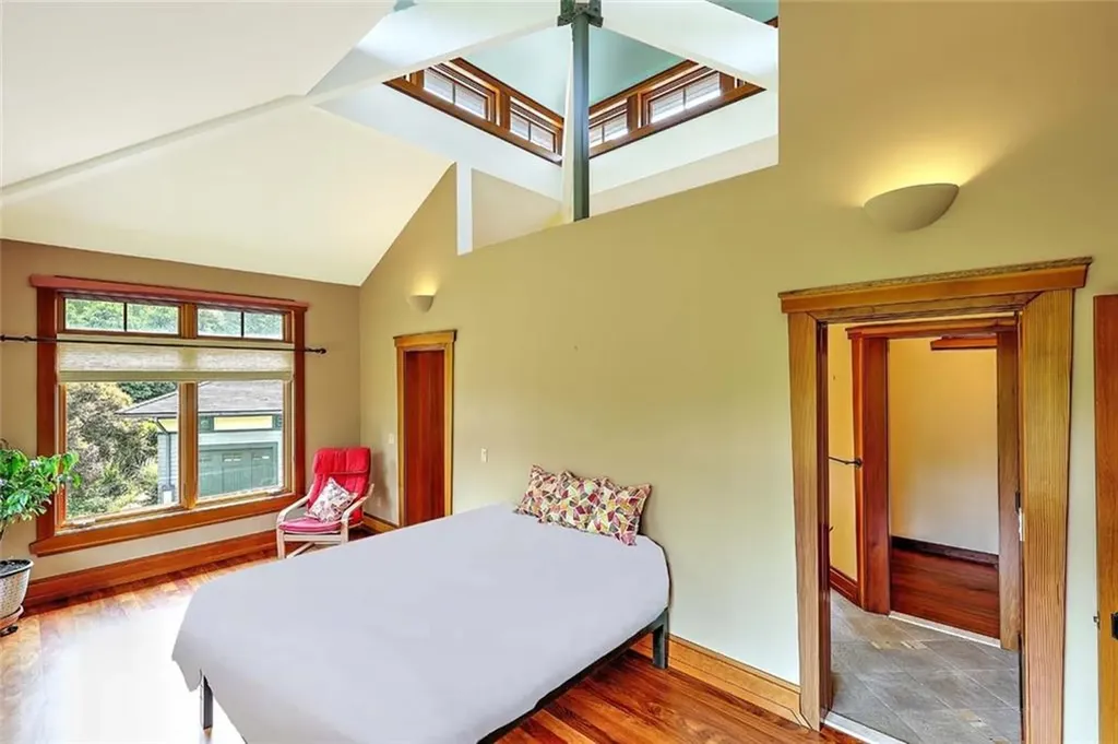 13 No Bottom Ridge Westerly RI 02891