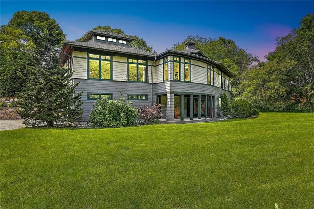 13 No Bottom Ridge Westerly RI 02891