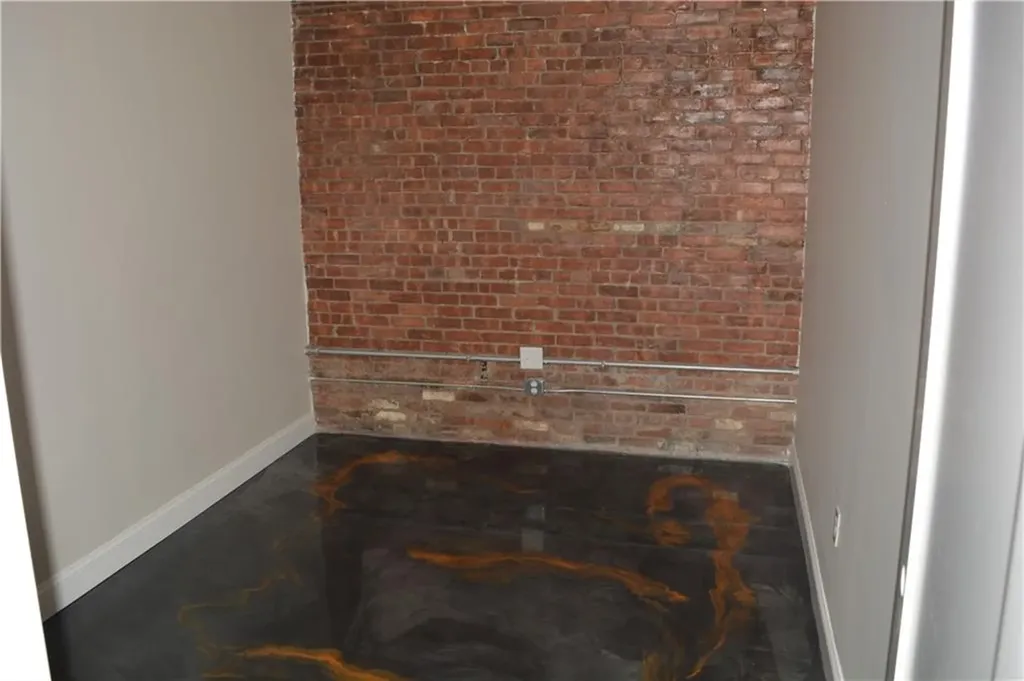 11 17 Peck Street Providence RI 02903