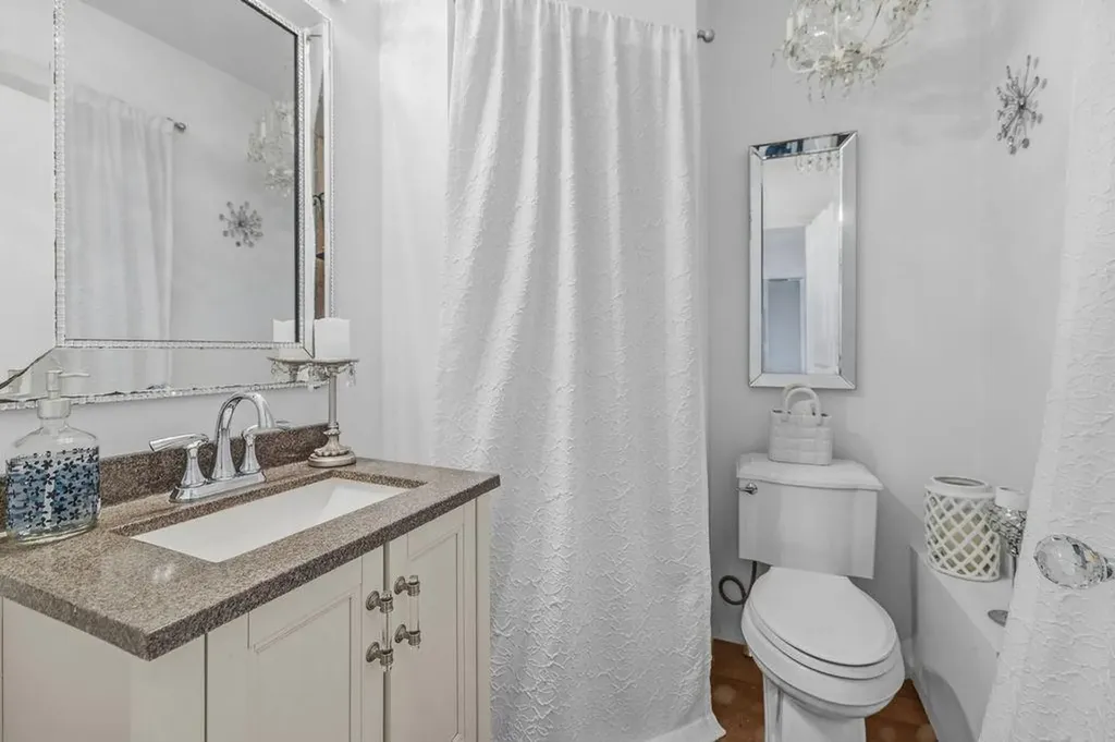 102 Sayles Avenue Warwick RI 02889