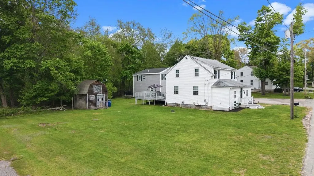 102 Sayles Avenue Warwick RI 02889