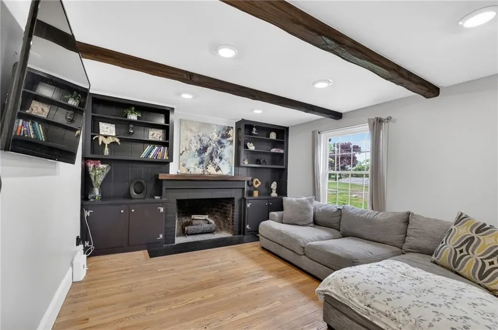 177 Cowesett Avenue West Warwick RI 02893