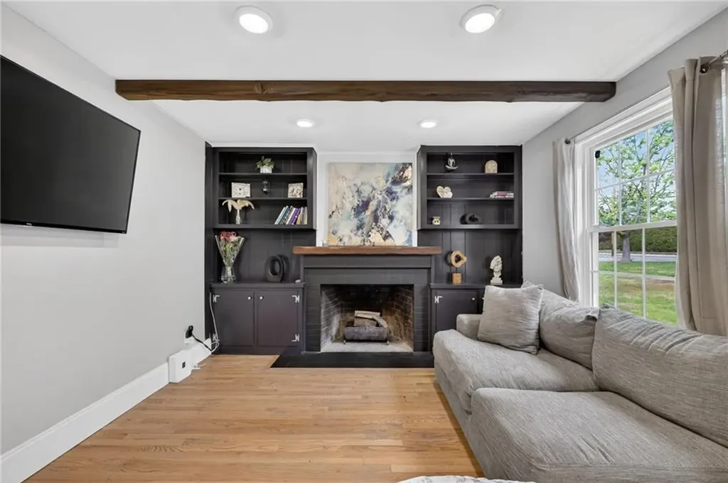 177 Cowesett Avenue West Warwick RI 02893