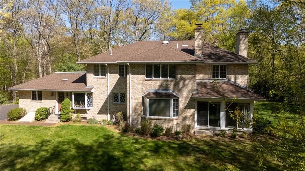 191 Fairway Drive Seekonk MA 02771