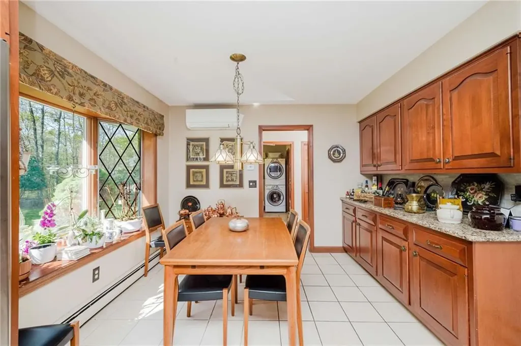 191 Fairway Drive Seekonk MA 02771