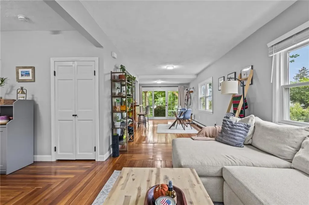 96 Abbey Avenue Warwick RI 02888