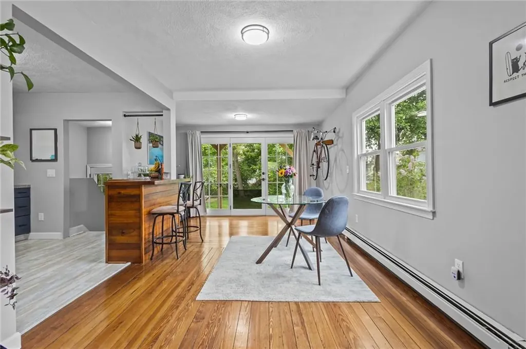 96 Abbey Avenue Warwick RI 02888