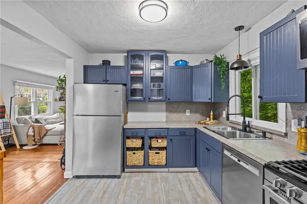 96 Abbey Avenue Warwick RI 02888