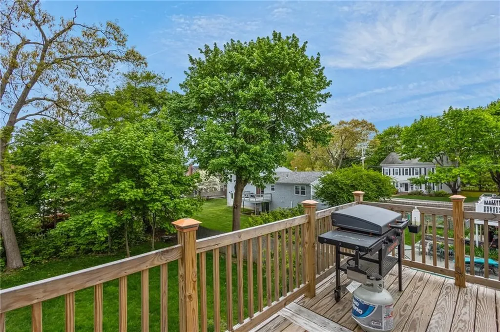 96 Abbey Avenue Warwick RI 02888