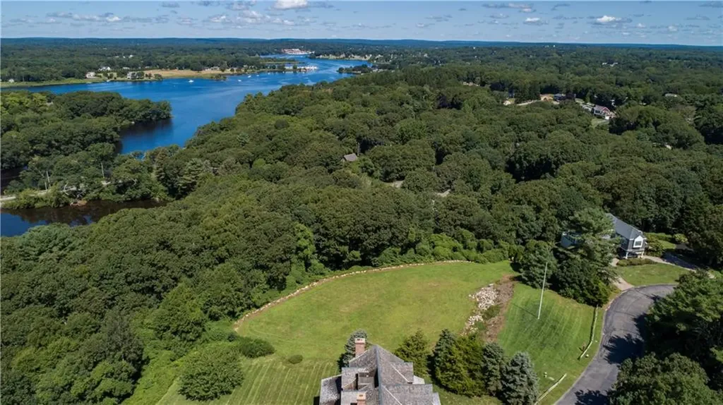18 No Bottom Ridge Westerly RI 02891