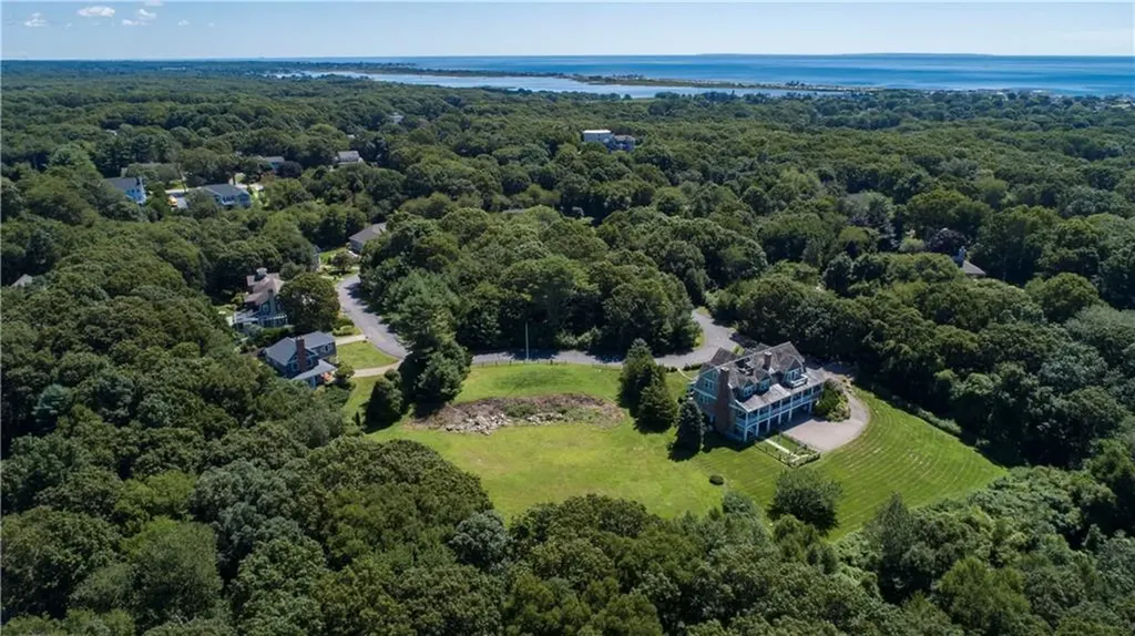 18 No Bottom Ridge Westerly RI 02891