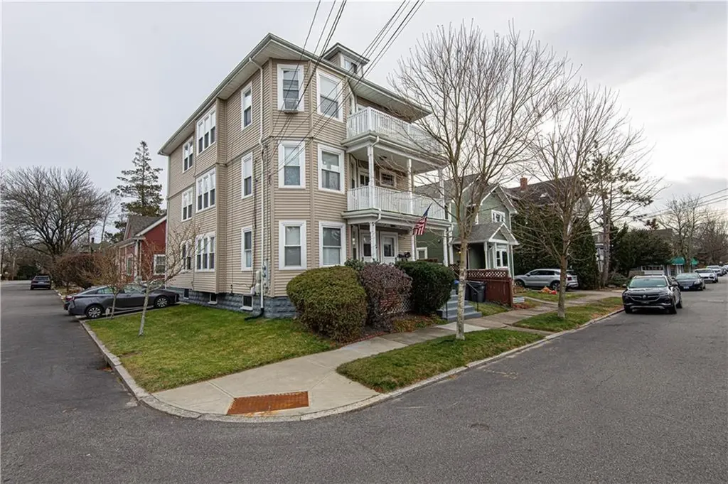 219 Cole Avenue Providence RI 02906