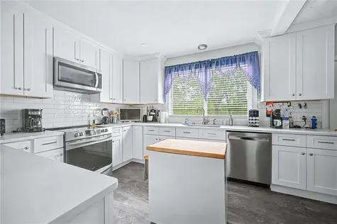 3288 Mendon Road Cumberland RI 02864