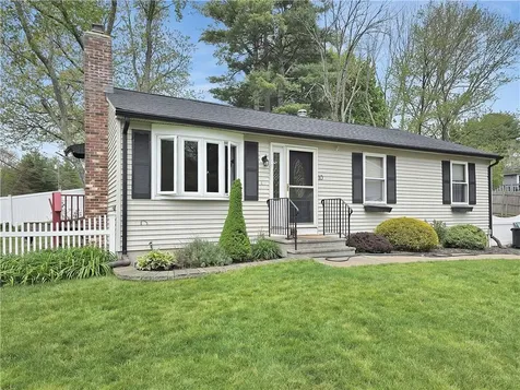 10 Chapel Street Burrillville RI 02830