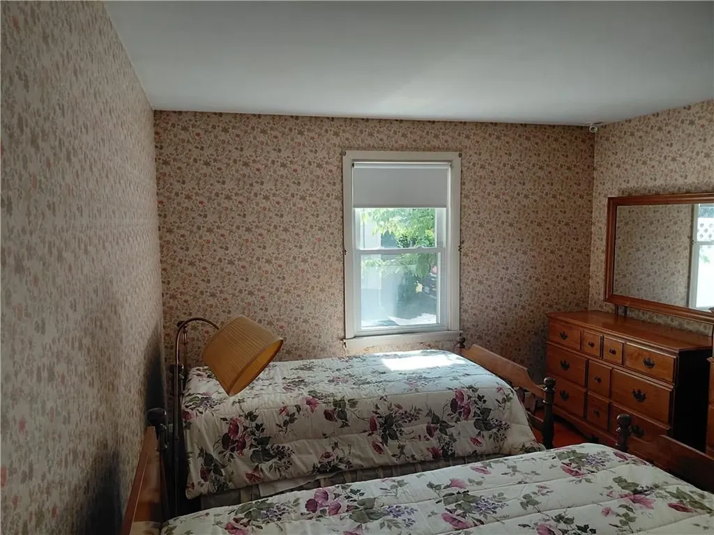 48 Jenks Street East Providence RI 02914