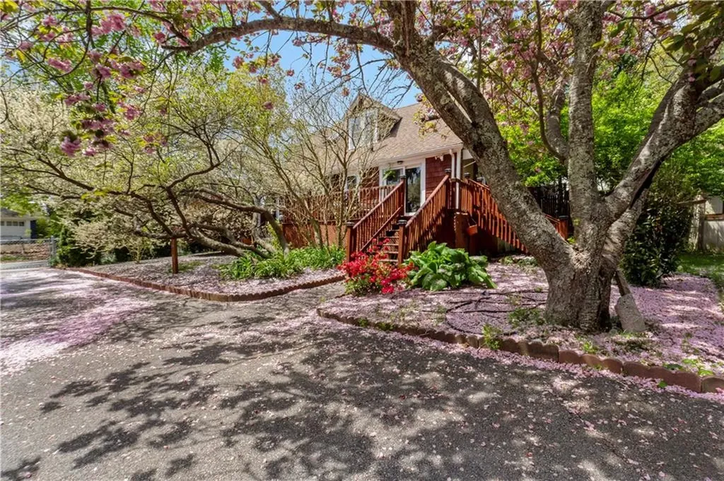 185 Ottawa Avenue Warwick RI 02889