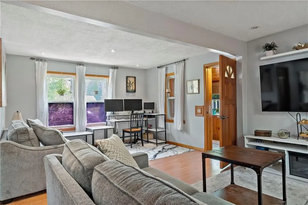 185 Ottawa Avenue Warwick RI 02889