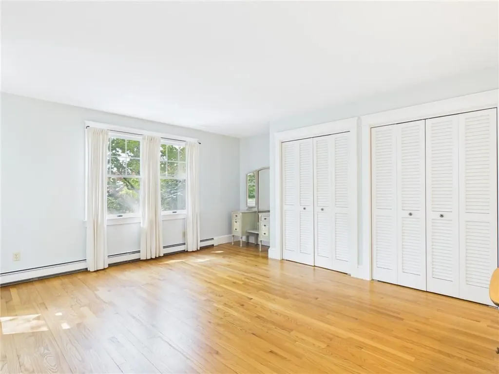 30 Forest Road W Bristol RI 02809