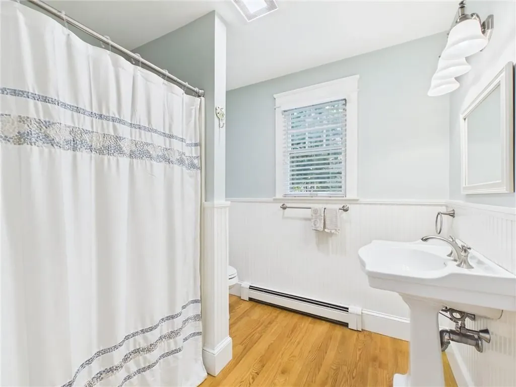 30 Forest Road W Bristol RI 02809