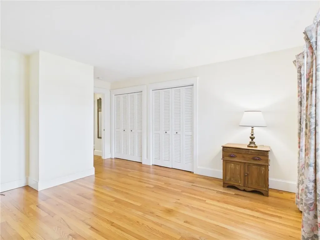 30 Forest Road W Bristol RI 02809