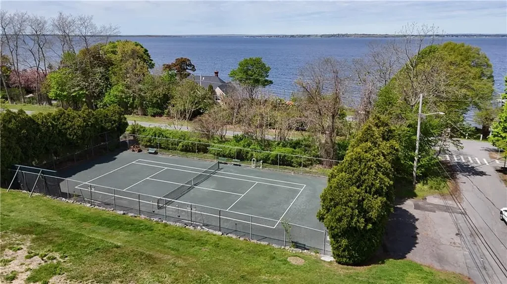 30 Forest Road W Bristol RI 02809