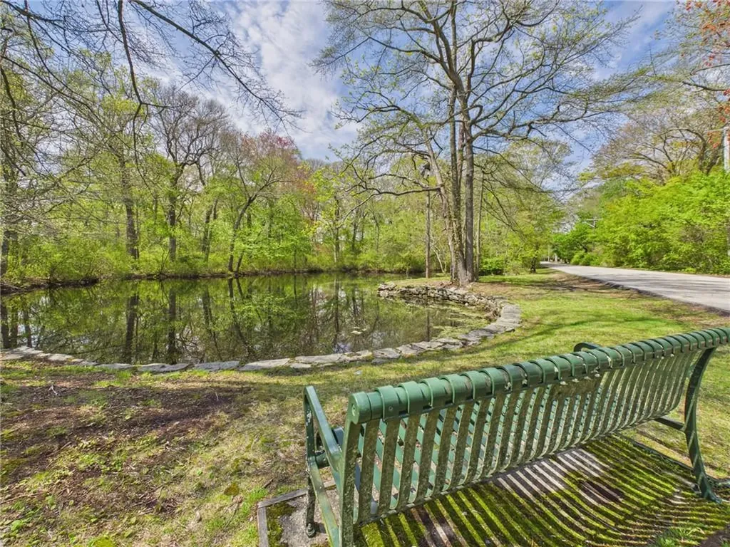 30 Forest Road W Bristol RI 02809